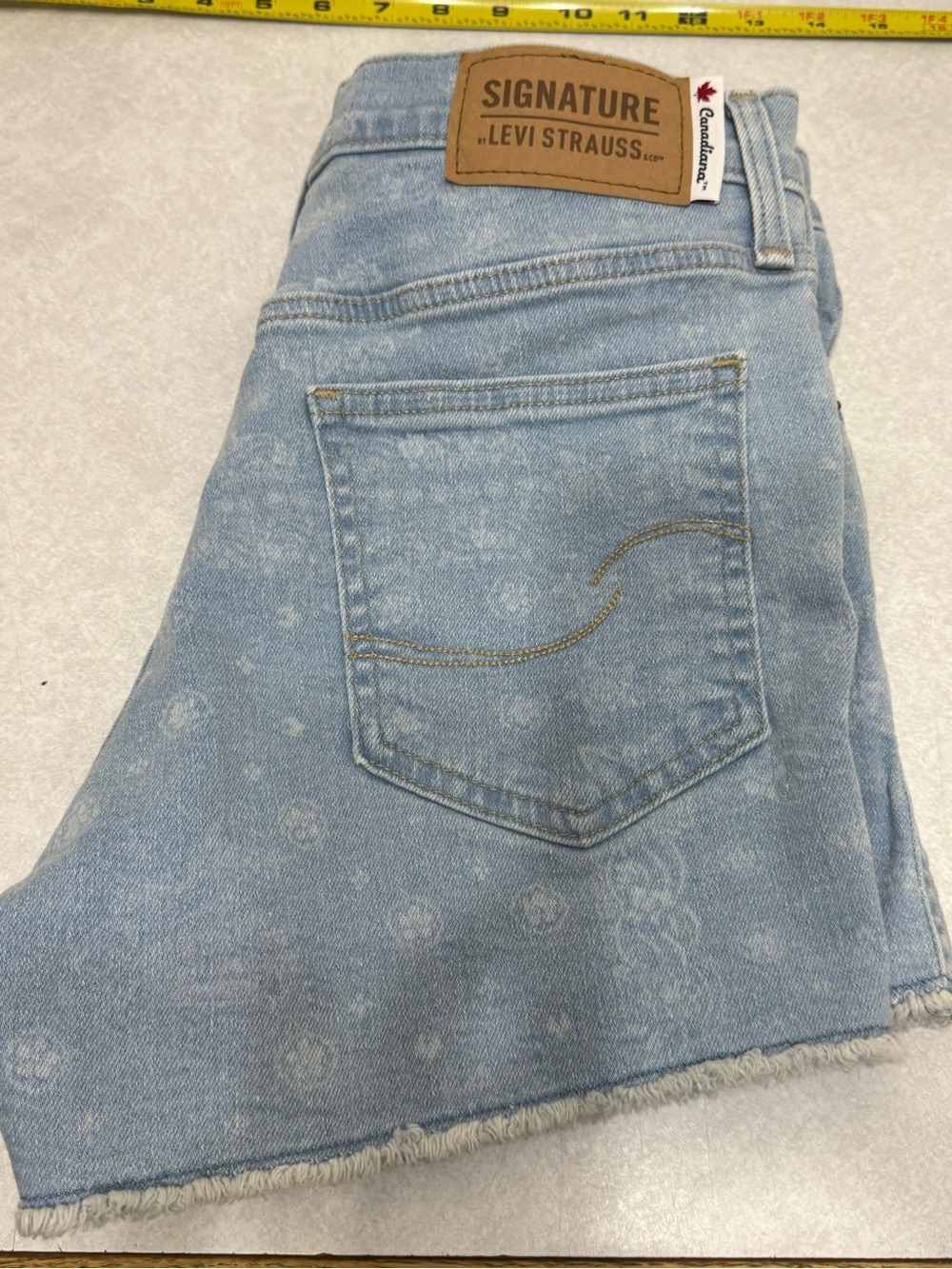 Signature Levi's Light Blue Women’s Denim Shorts